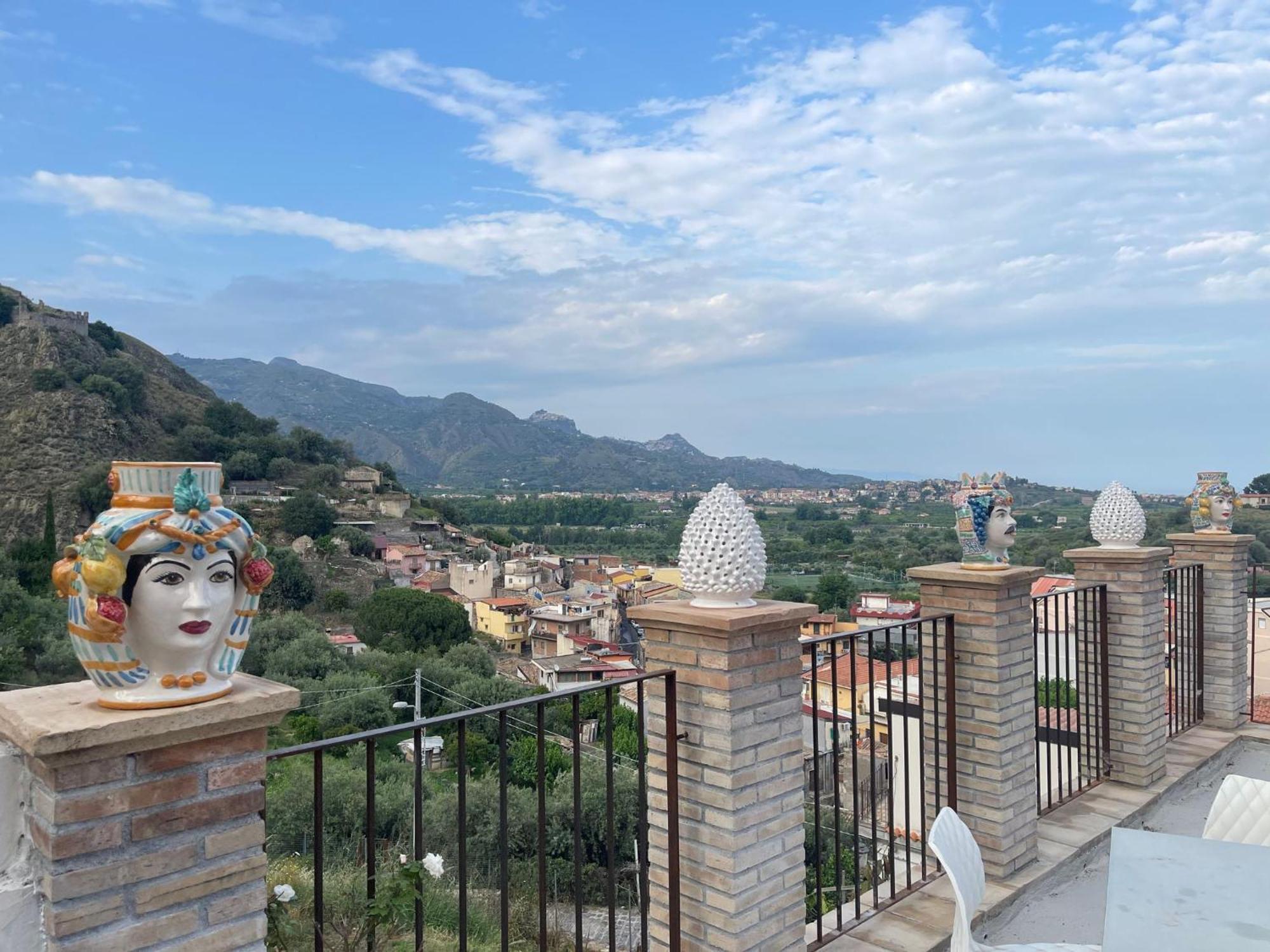 Bed and Breakfast Bed And Relax-Il Maniero Calatabiano Exterior foto