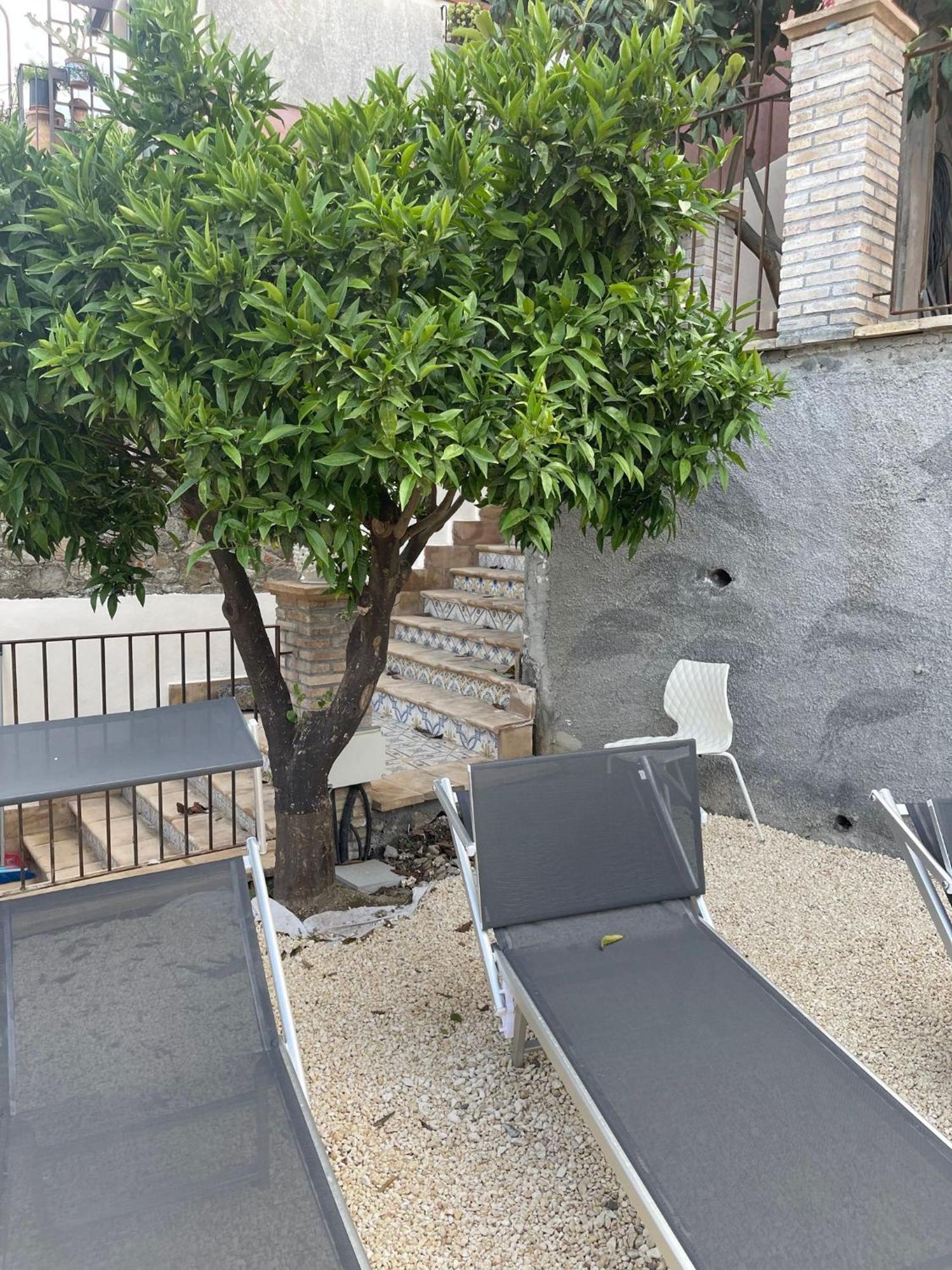 Bed and Breakfast Bed And Relax-Il Maniero Calatabiano Exterior foto
