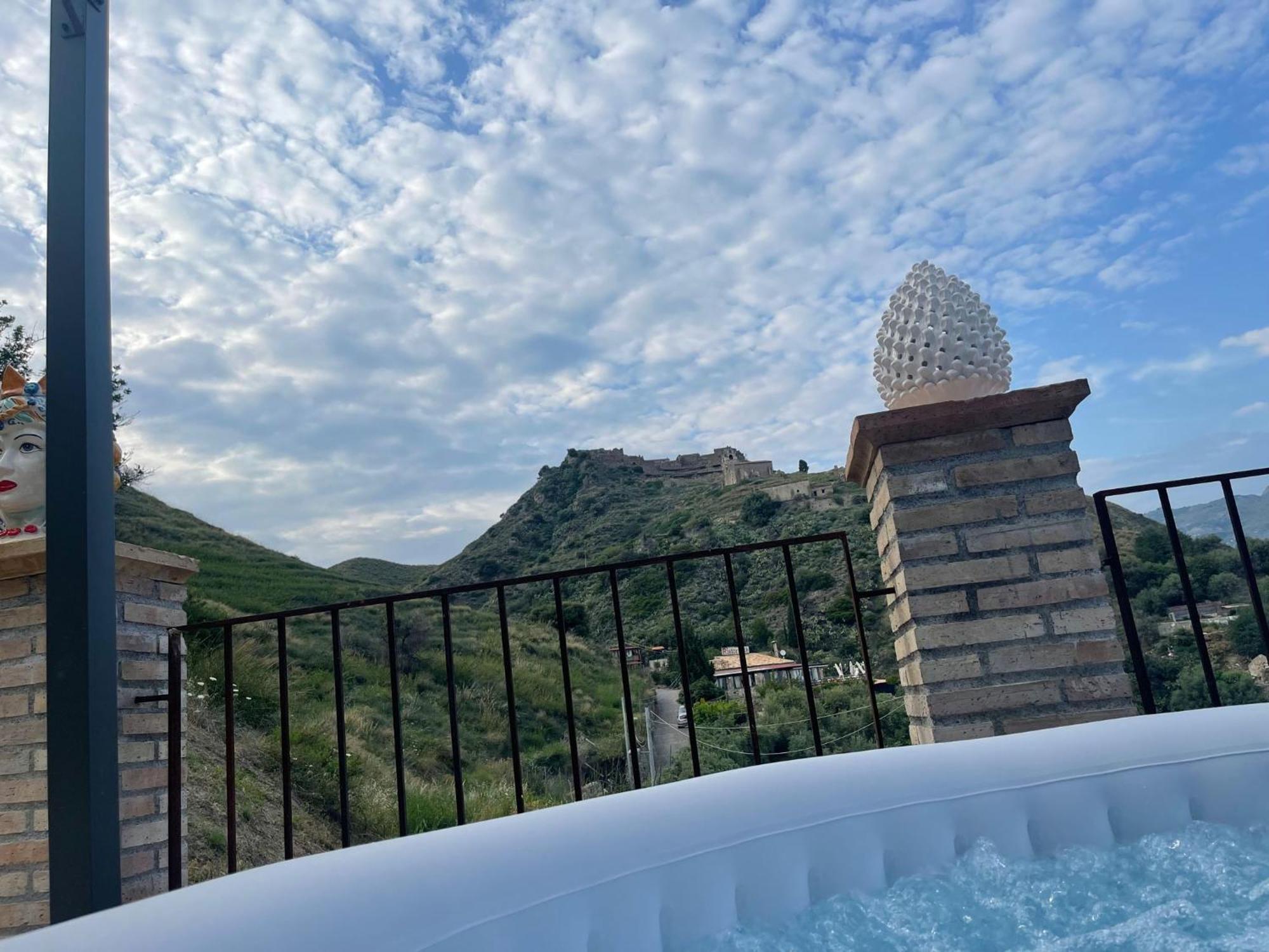 Bed and Breakfast Bed And Relax-Il Maniero Calatabiano Exterior foto