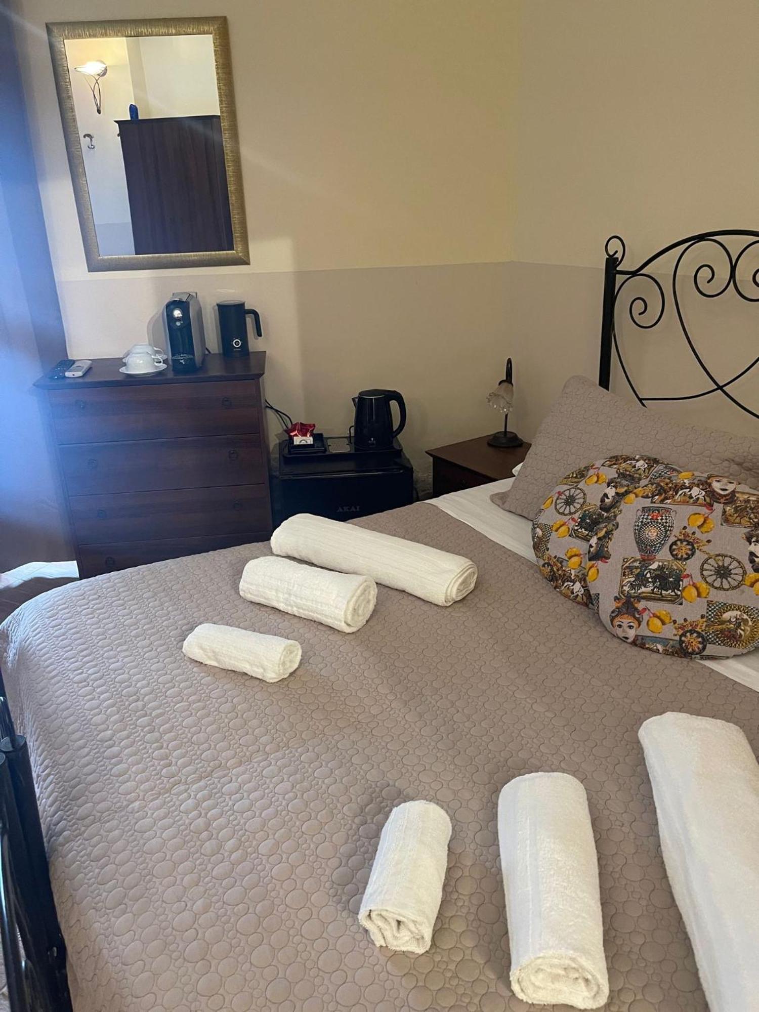 Bed and Breakfast Bed And Relax-Il Maniero Calatabiano Exterior foto