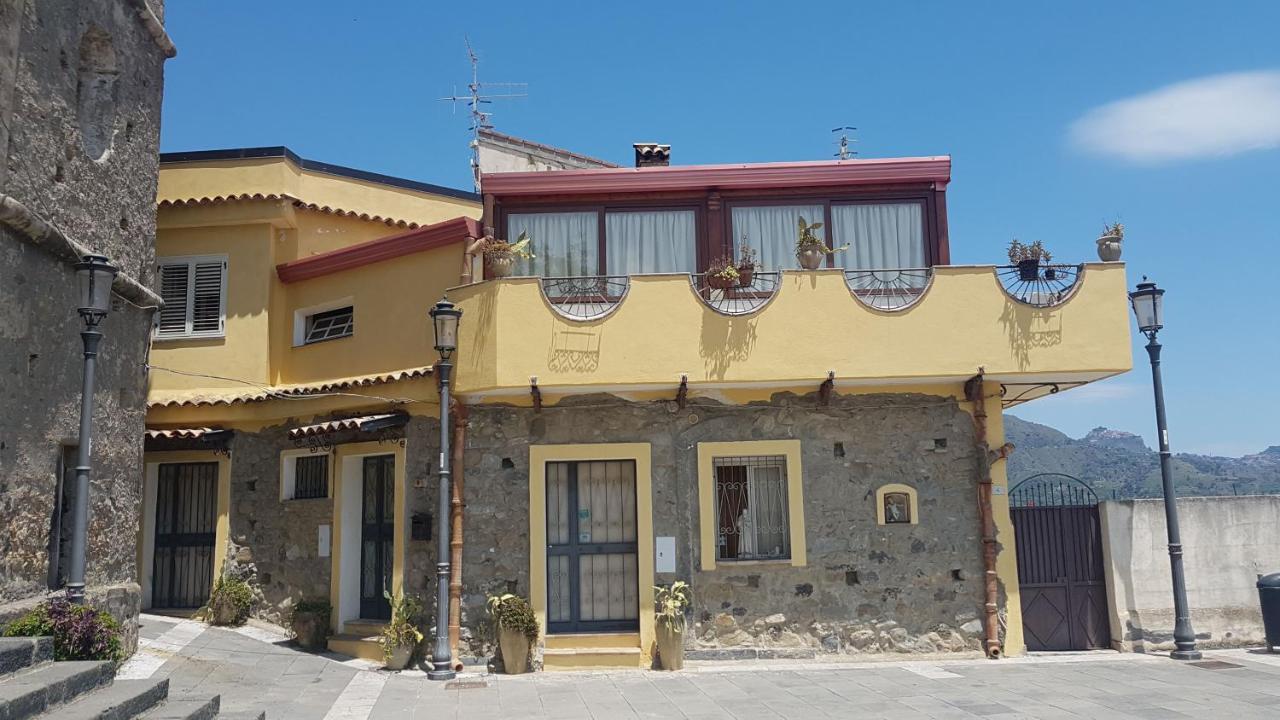 Bed and Breakfast Bed And Relax-Il Maniero Calatabiano Exterior foto