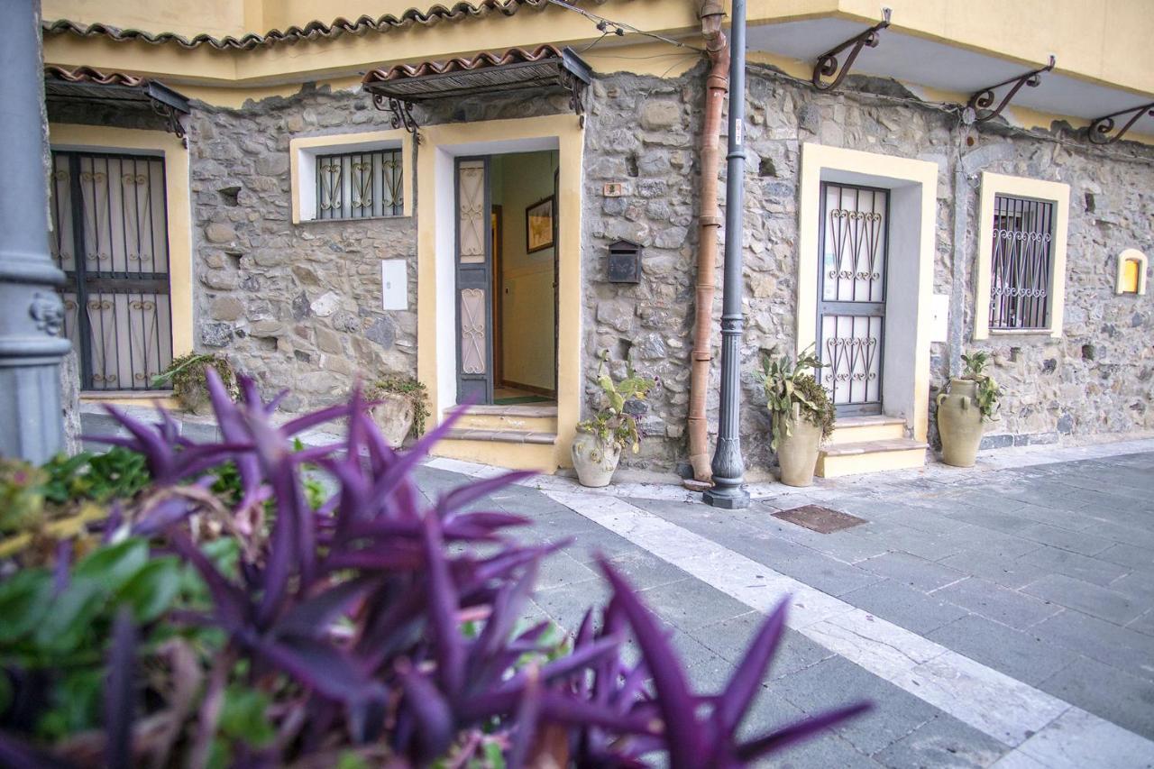 Bed and Breakfast Bed And Relax-Il Maniero Calatabiano Exterior foto