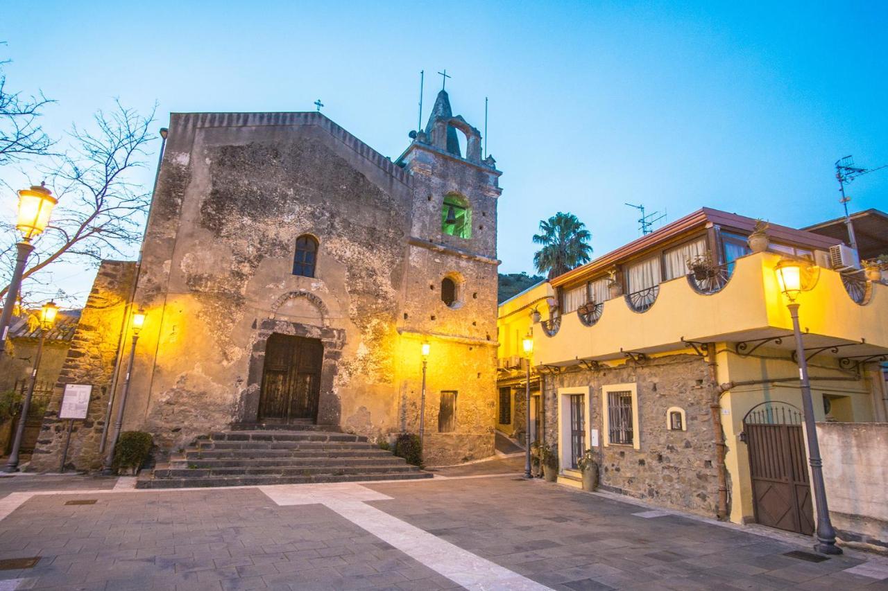 Bed and Breakfast Bed And Relax-Il Maniero Calatabiano Exterior foto