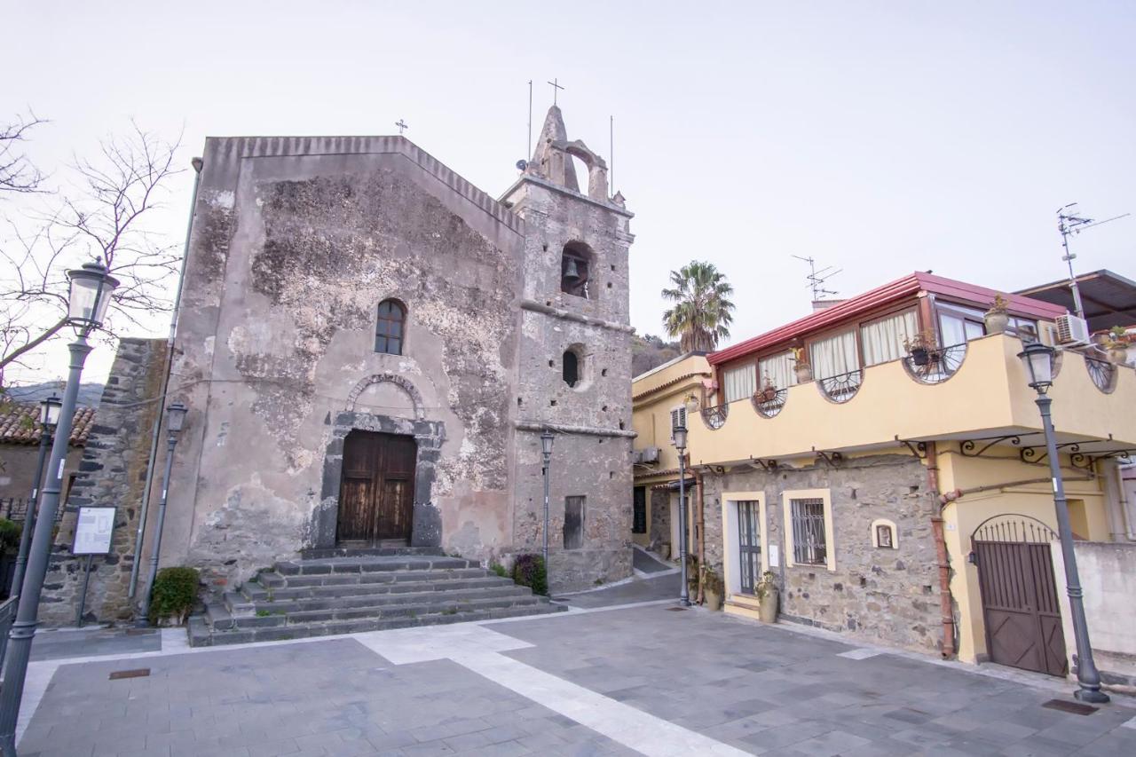 Bed and Breakfast Bed And Relax-Il Maniero Calatabiano Exterior foto